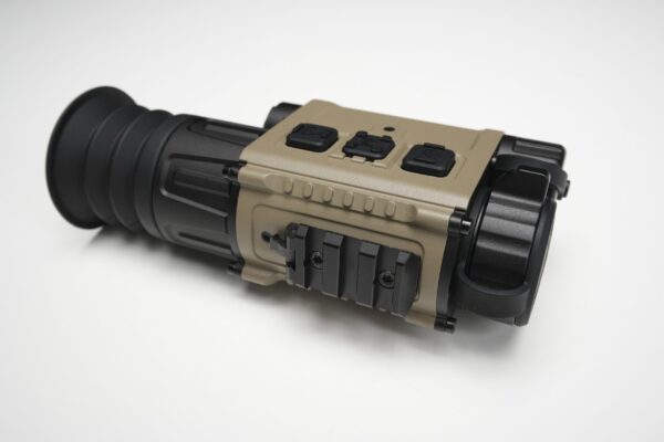 ZENTRON MEGA CQ25R | 640 25mm F0.9 4-in-1 Thermal Night Vision System - Image 3